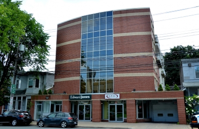 Quinpool Apartments